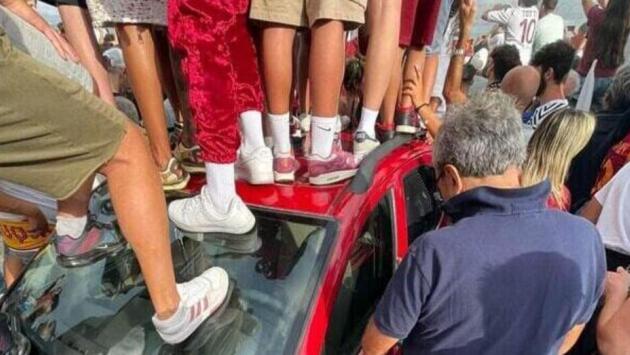 Pilota Ciampino, 'Auto sfasciata da tifosi Lukaku, chi paga?'
