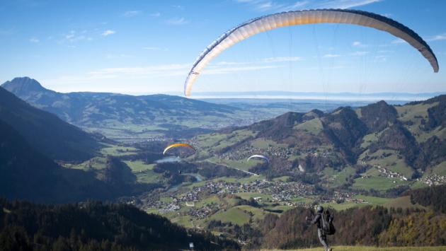 Cade parapendio tandem in Alto Adige, un morto e un ferito