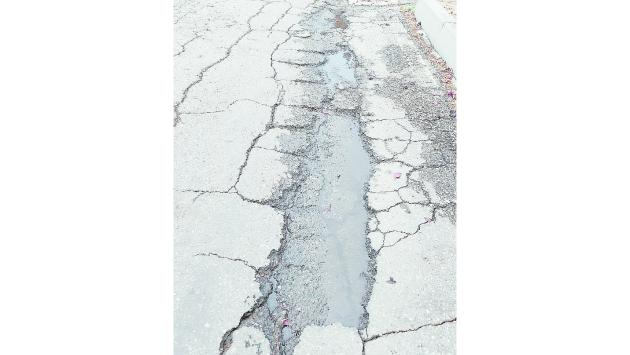«Troppe buche nelle strade». Protesta  a  San Martino Sinzano