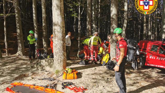 Un altro intervento del Soccorso alpino dopo il cacciatore ferito da un cinghiale a Pozzolo: questa volta soccorsa  (con l'elicottero) un'escursionista che si è sentita male sul Molinatico