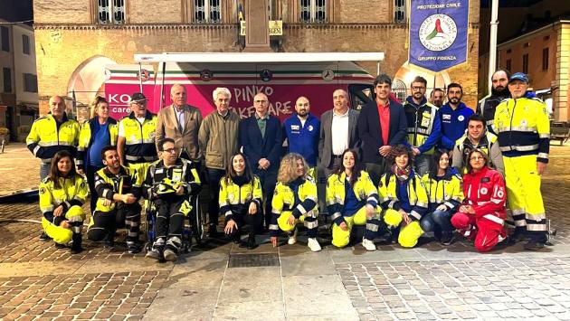 Protezione civile, da Pinko un furgone per il soccorso 