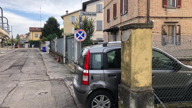 Parcheggio "intelligente" in via Mauro degli Oddi