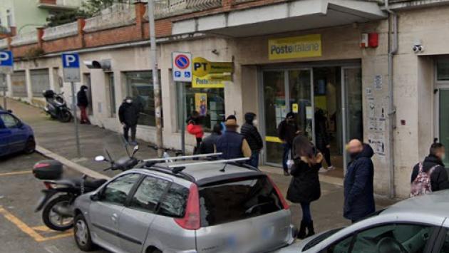Rapinava uffici postali solo nei giorni dispari: preso a Roma il ladro "solitario"