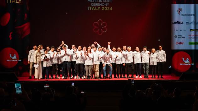 Ecco la guida Michelin 2024: ci sono due nuovi locali con tre stelle.  A Parma situazione stabile con le conferme di Inkiostro e Antica Corte Pallavicina (una stella)