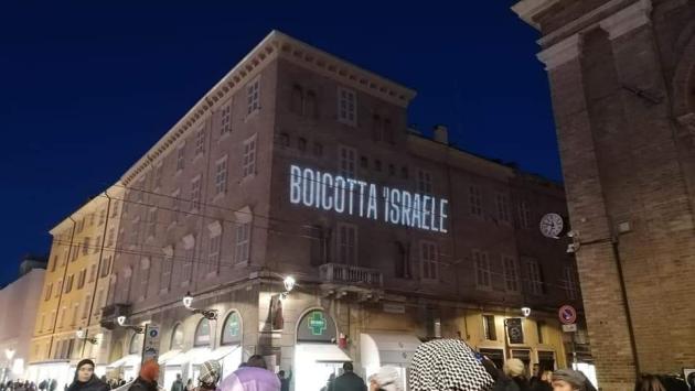  «Quelle scritte fomentano l'odio»   