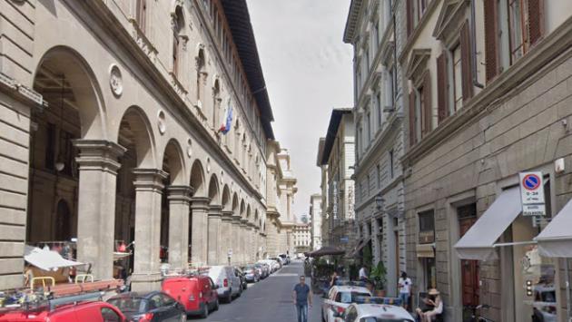 Studentessa Usa denuncia: abusata e rapinata in centro a Firenze