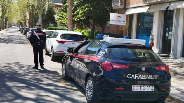  Viola divieto di avvicinamento: arrestato dai carabinieri