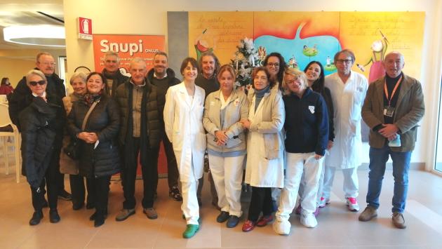 Donate due poltrone per terapie al Week Hospital pediatrico