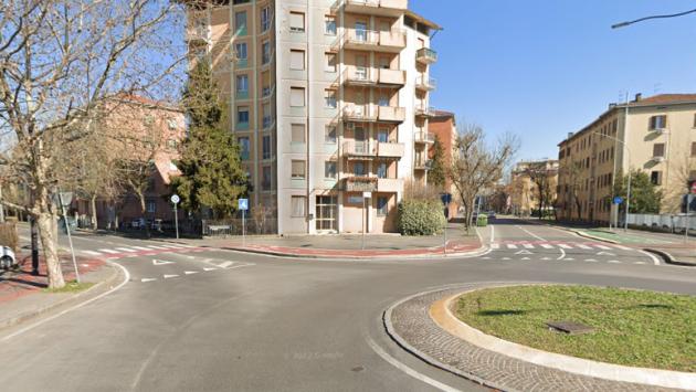 Pedone investito in via Buffolara: 46enne all'ospedale