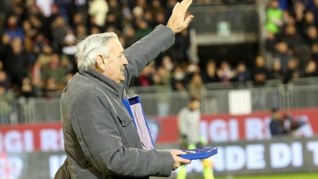 Addio a Gigi Riva, il più grande dei bomber italiani