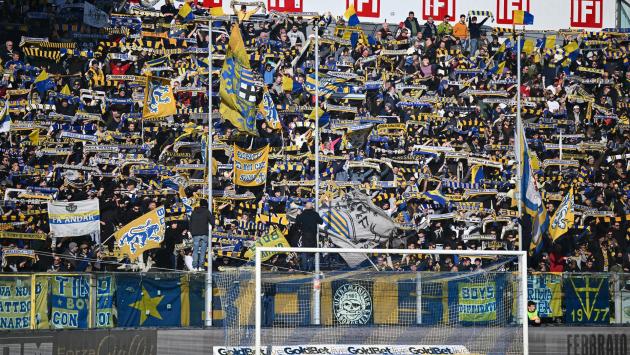 Il Parma torna normale e il Modena ne approfitta: 3-0 e crociati ko - Vincono  Reggiana, Venezia e Cremonese, il Como   perde. Risultati e classifica