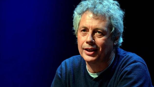Baricco torna in tv (da Fazio): "Come sto? Bene, ma all'ospedale lasci giù dei pezzi di te.  Quando esci sei in salita"