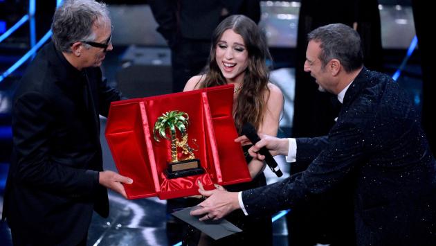 Sanremo, ha vinto Angelina Mango, secondo Geolier, terza Annalisa, quarto Ghali e  quinto Irama