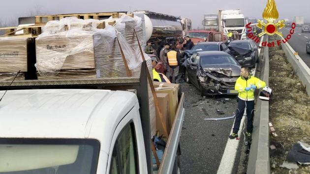 Incidenti in A1, oltre 20 mezzi di soccorso impegnati 