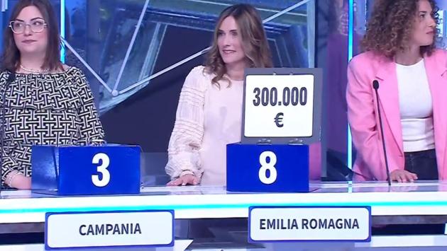 Elisa da Monticelli Terme «pacchista» ad «Affari tuoi»: rappresenta l’Emilia-Romagna