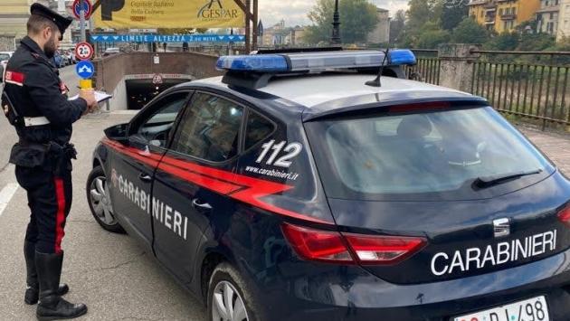 Parma: identificato e denunciato l’autore del furto su di un’auto in sosta all’interno del parcheggio Toschi