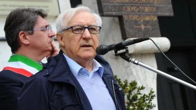  Manlio Milani incontra gli studenti del Romagnosi sul tema "Giustizia e verità: una ricerca esistenziale"