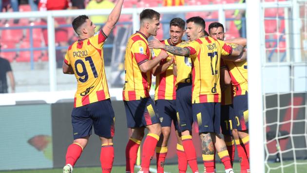 Serie A: il Lecce vince lo scontro salvezza contro l'Empoli (1-0)