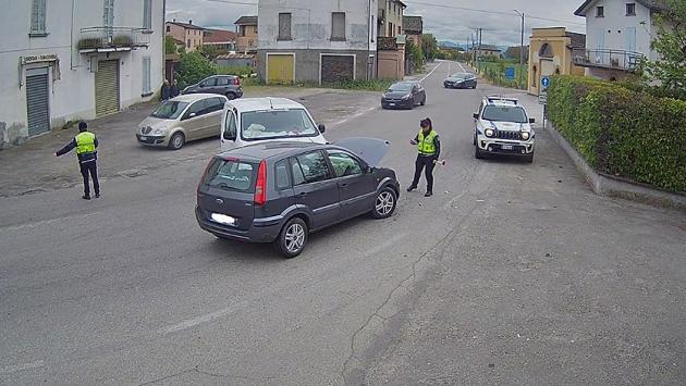 Incidente con due feriti
