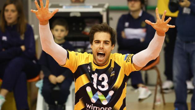 Yuasa Battery Grottazzolina (con Ferraguti come schiacciatore)  conquista la promozione in Superlega