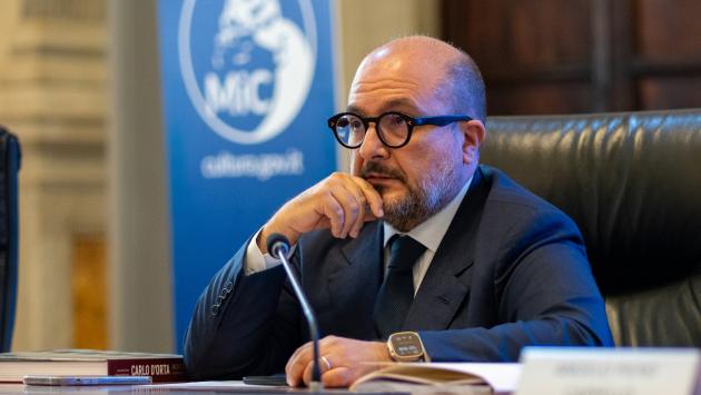 Il ministro Sangiuliano si è dimesso - "Grazie per avermi difeso" (leggi la lettera a Giorgia Meloni)