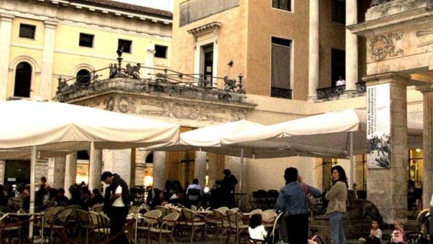 I dehors realizzati durante il covid entrano nel dl salva-casa: possono rimanere
