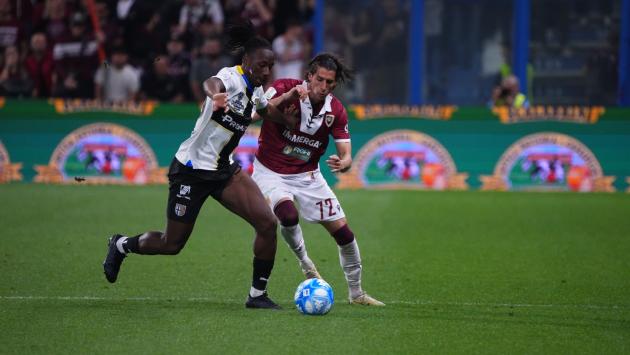 Coppa Italia, l'ipotesi (probabile) del derby estivo Parma-Reggiana scalda i tifosi sul web