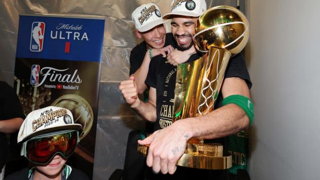 I Boston  Celtics campioni Nba, vincono gara 5 contro Dallas e conquistano il 18 anello. Come loro nessuno