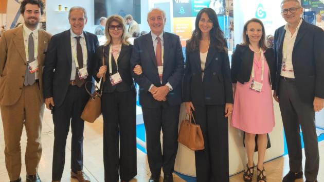Socogas protagonista al Congresso di Lione. La presidente Zucchi: "Cogliamo la sfida della sostenibilità