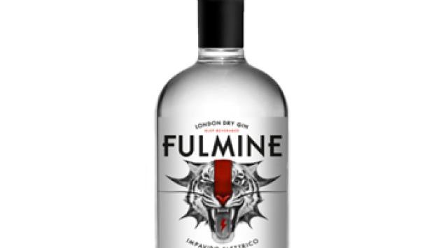 Ginepro e lime al naso, agrumato al sorso: un gin vecchio stile