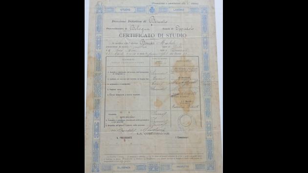 La pagella di cento anni fa, nonno Michele passa in seconda elementare
