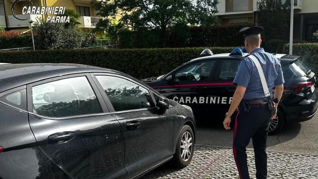 Risarcisce il truffatore 20enne con un bonifico istantaneo. Scoperto e denunciato il presunto autore della truffa dello specchietto rotto