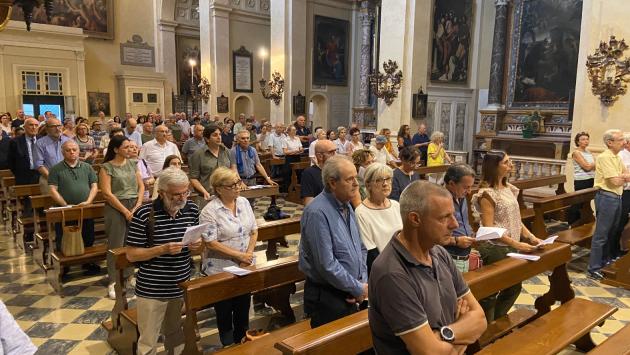 Commozione al rosario per Giorgio Delsante