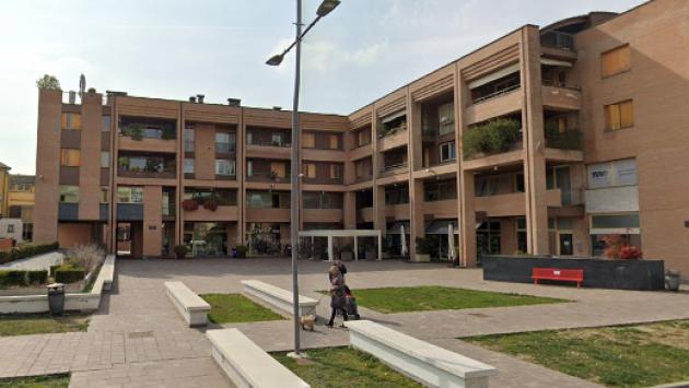 Punto sulla lingua in piazza a Collecchio: è in gravi condizioni
