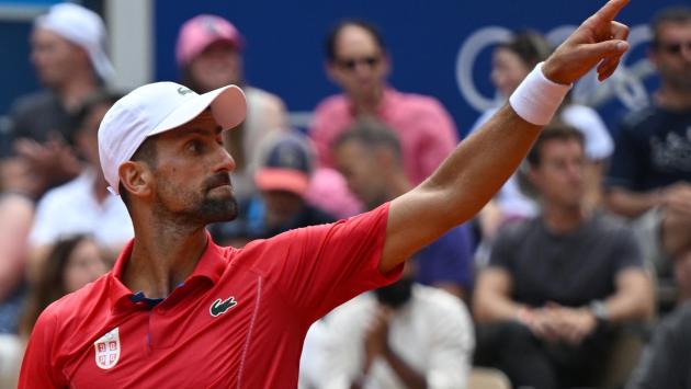 Tennis stellare, Djokovic batte Alcaraz ed entra nella leggenda (anche) delle Olimpiadi
