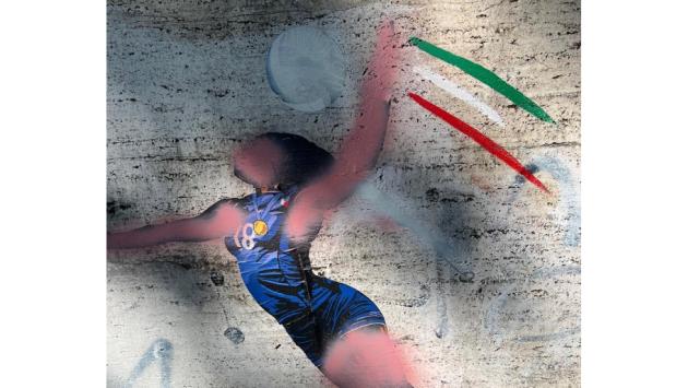 Vandalizzato il murale dedicato a Egonu, spray rosa sulla pelle