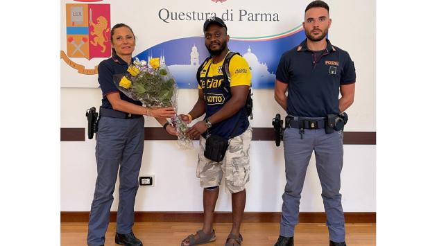 Omaggio alla polizia di stato 