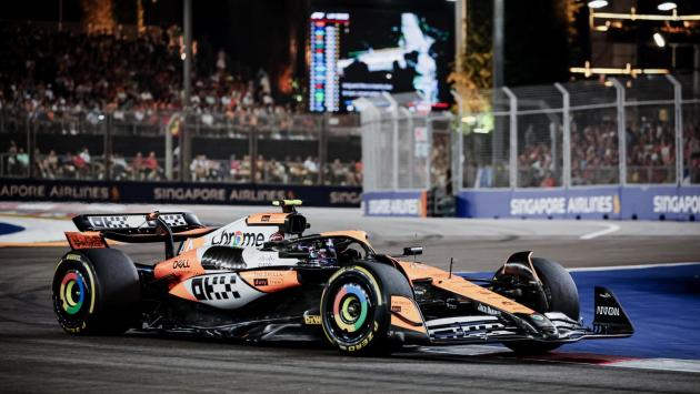  Norris vince a Singapore, quinto Leclerc 