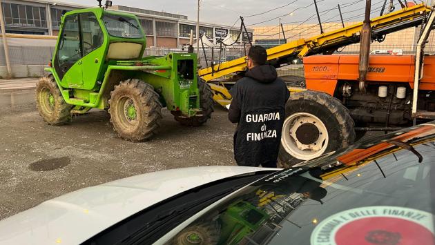 Maxi sequestro di mezzi agricoli nel Parmense