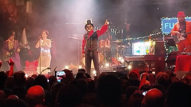 «Dankeschoen» Vinicio Capossela,  concerto da «Conciati per le feste»