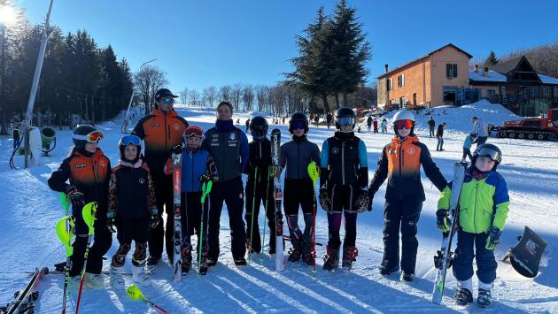 Seggiovia ferma, funzionano solo campo scuola e tapis roulant Schia, sarà  un Capodanno sugli sci. Ma purtroppo soltanto per i bambini