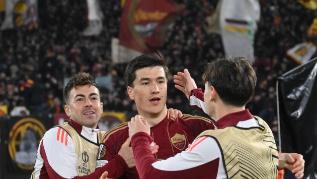 Europa League: 2-0 all'Eintracht, Roma ai playoff. Lazio sconfitta 