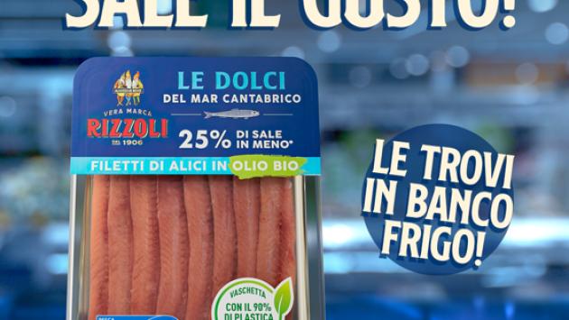 Rizzoli Emanuelli debutta in radio... con uno spot dedicato alle alici in banco frigo