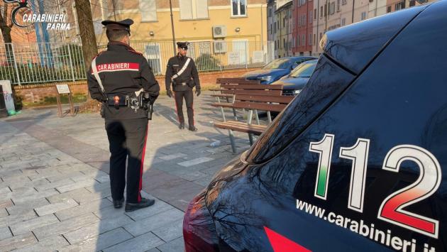 Parma: compie atti osceni vicino ad un istituto scolastico. Denunciato 50enne italiano