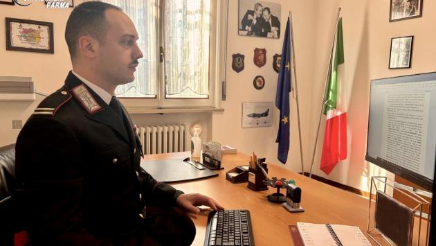 Vengono convinti da un finto operatore bancario ad eseguire due bonifici per un totale di 24.000 euro. Denunciata 33enne per truffa con la tecnica del vishing