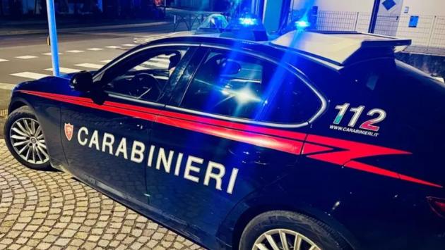 Non accettano orientamento sessuale figlia, la sequestrano 