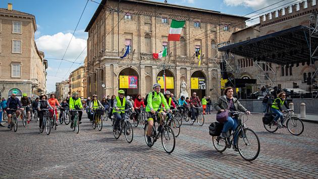 Tante gite e il Memorial Mozzarelli: tutte le pedalate della Fiab per il 2025