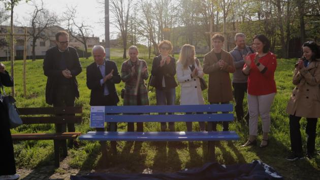 Quartiere Montanara,  inaugurata una panchina blu (