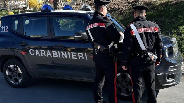 Pellegrino parmense: evade dalla detenzione domiciliare e viola ulteriori prescrizioni: 44enne arrestato e portato in carcere   