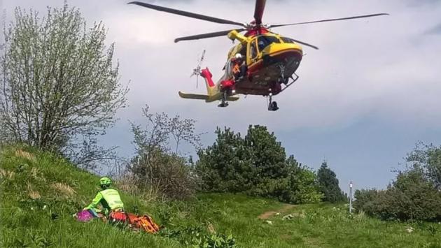 Tre piloti di parapendio precipitati, soccorsi sul Monte Grappa